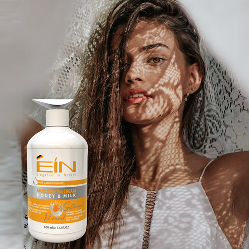 کرم مرطوب کننده دست، صورت و بدن حاوی کلاژن و هیالورونیک اسید و شیر و عسل